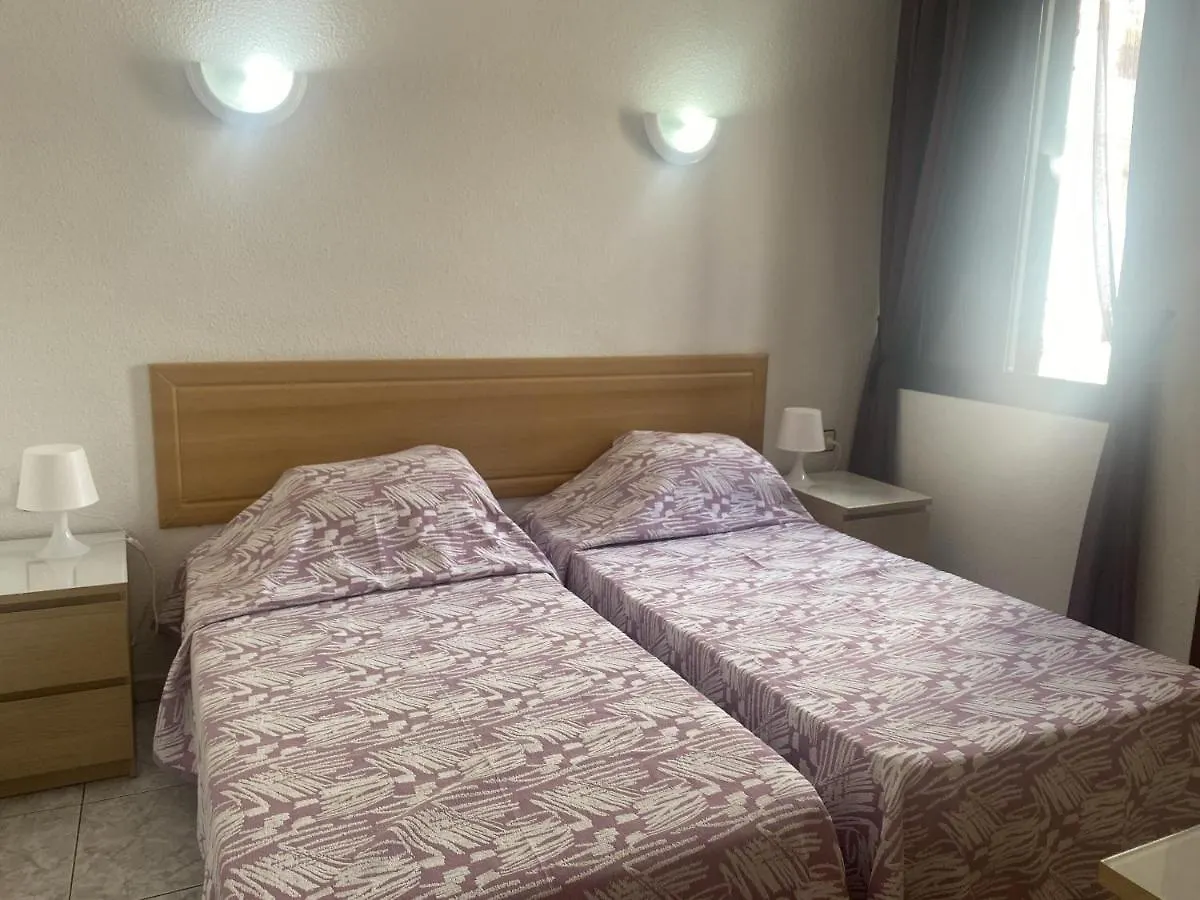 Apartment 6B2, Victoria Court 1, Avenida Londres 6, Los Cristianos, 38650, Tenerife 스페인